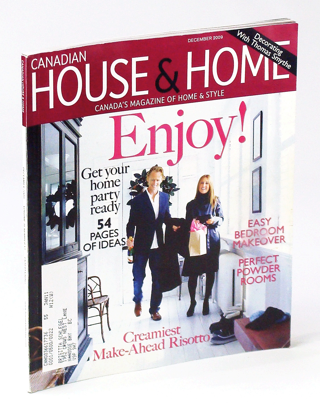 HUGHES, JENNIFER - Canadian House & Home, Canada's Magazine of Home & Style, December 2009 - Decorating with Thomas Smythe